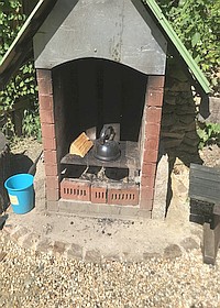 Schlafiglu an der Uferhütte.