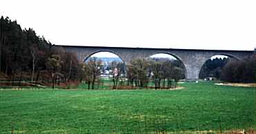 Autobahnbrücke Weißensand / mittleres Göltzschtal / Vogtland